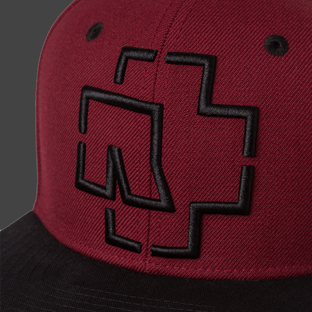 Snapback Cap *bordeaux*